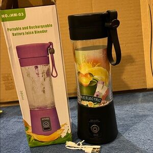 Portable & Rechargeable Battery Juice Blender - Black